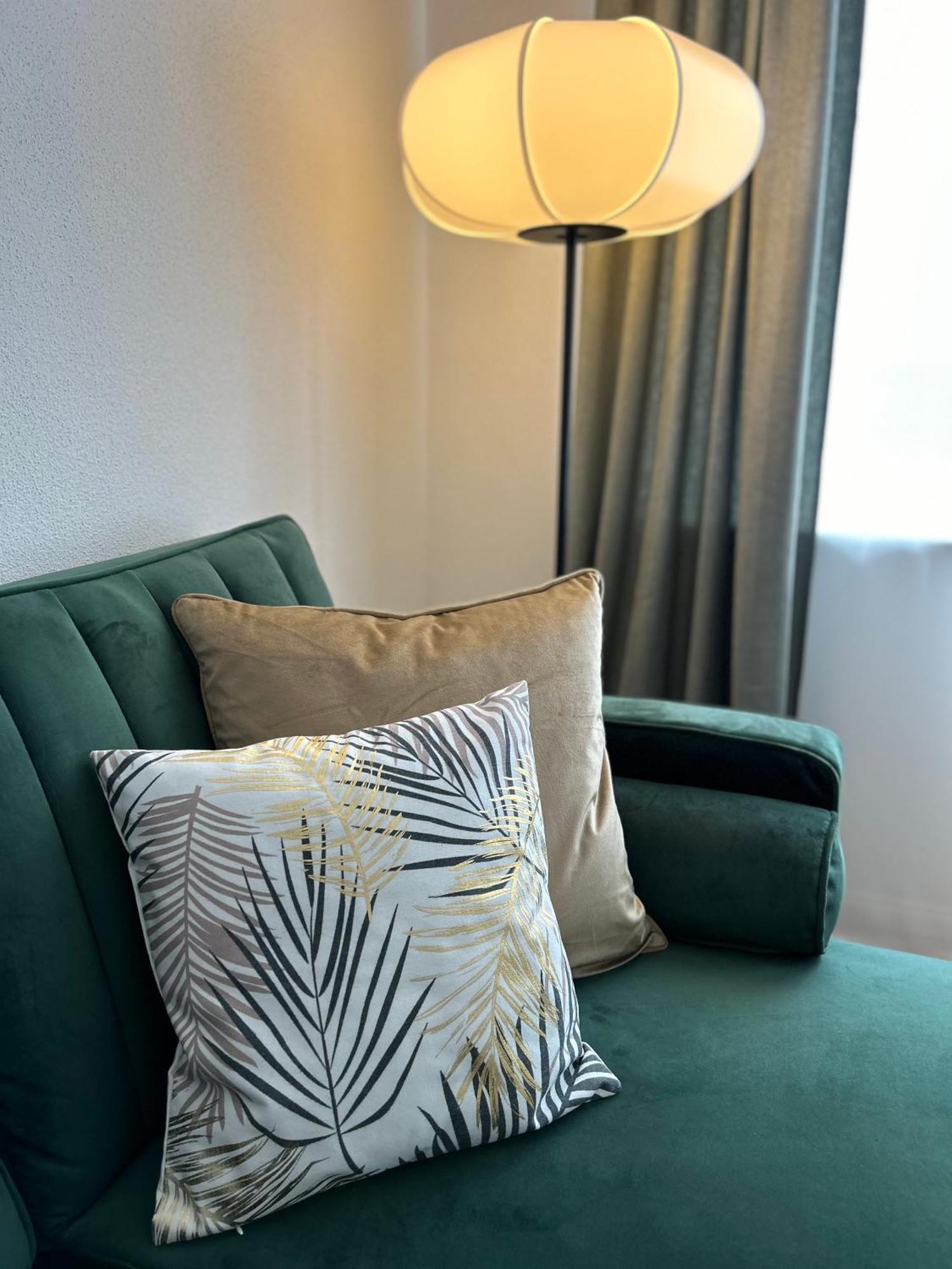 Korniapartment Zentrum 2 Schlafzimmer Stellplatz 包岑 外观 照片